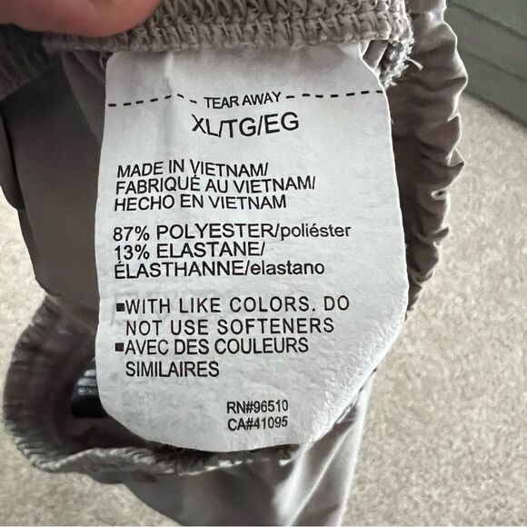 Under Armour Unstoppable Woven Sheen  Parachute cargo pants women's XL - Picture 4 of 10